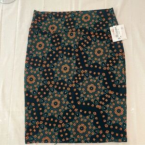 🆕 ✨ LuLaRoe Black and Orange Geometric Pencil Skirt ✨ 🆕